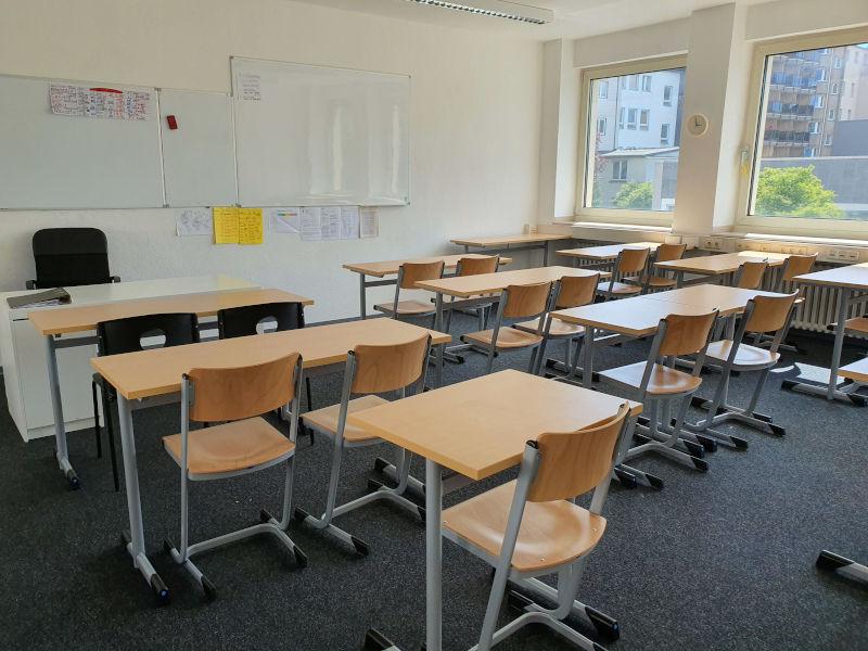 Klassenzimmer ohne PCs im IEC - International Education Centers GmbH