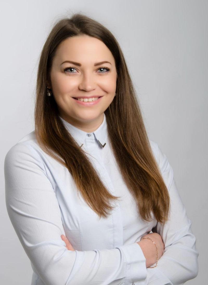 Institutsleiterin Valentina Gintner beim IEC - International Education Centers GmbH.