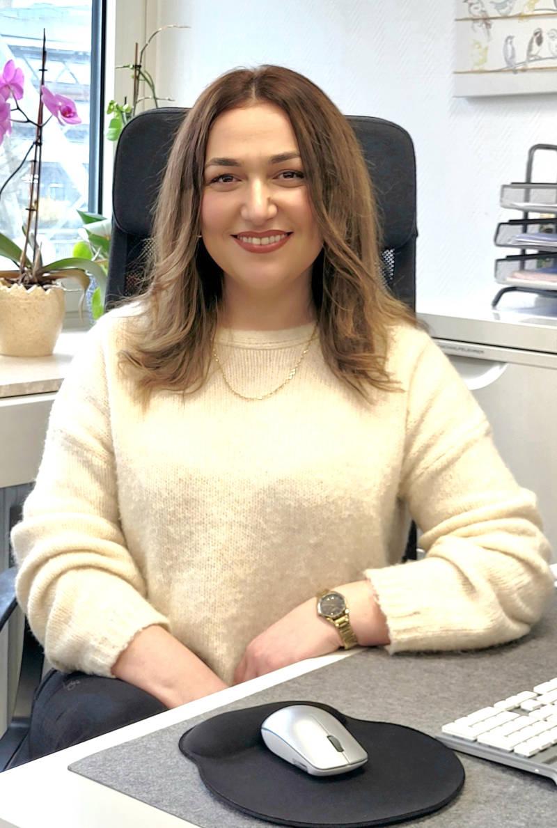 Yesim Korkmaz, Kundenbetreuerin beim IEC - International Education Centers GmbH